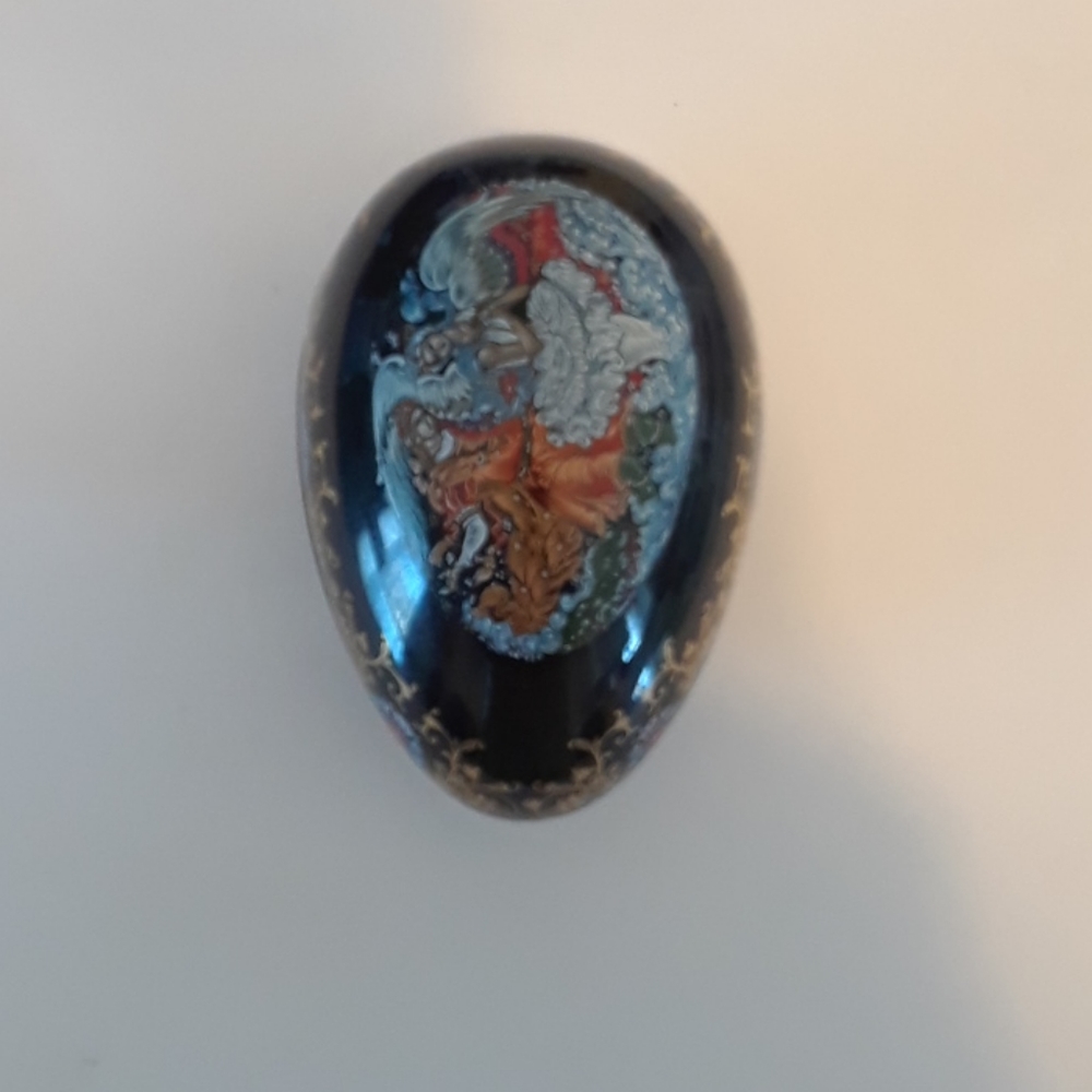 Hand-painted porcelain music box